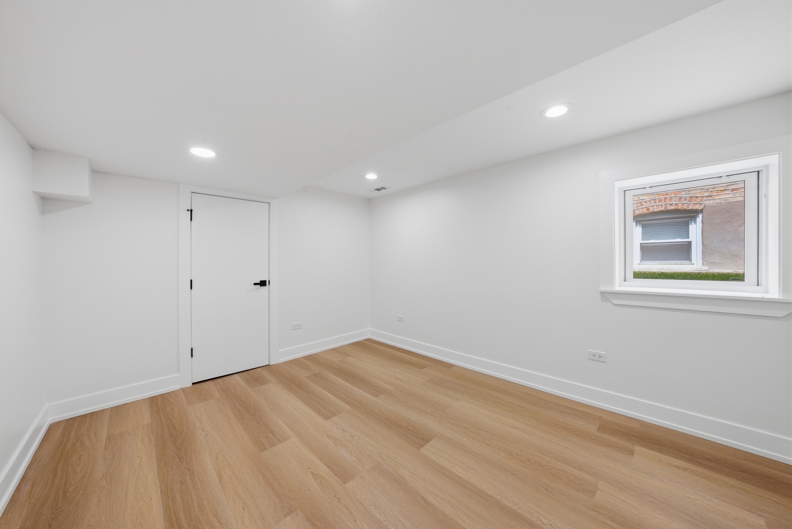 1416 Ridgeland Avenue Property Photo 29