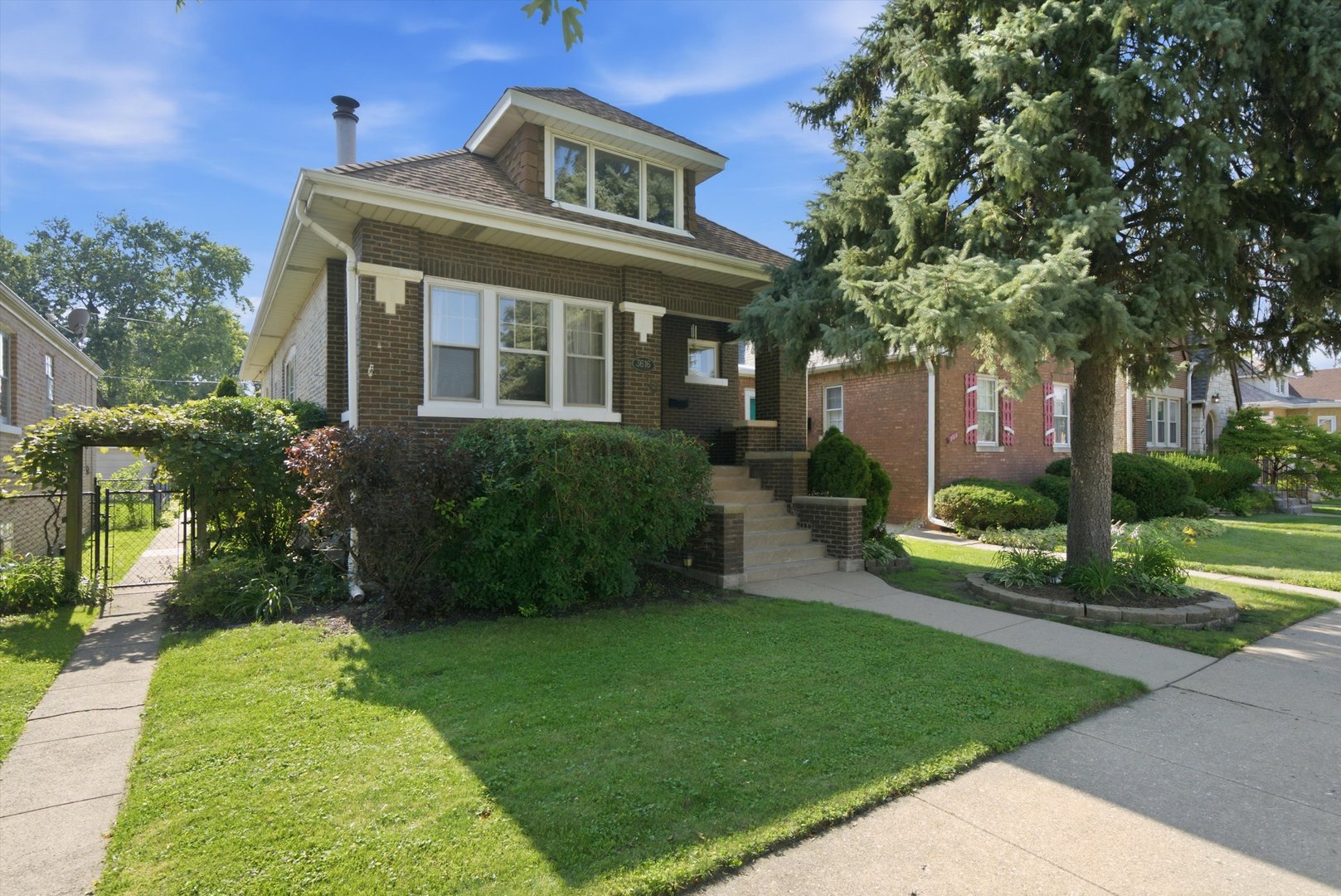 3616 Wisconsin Avenue Property Photo 1