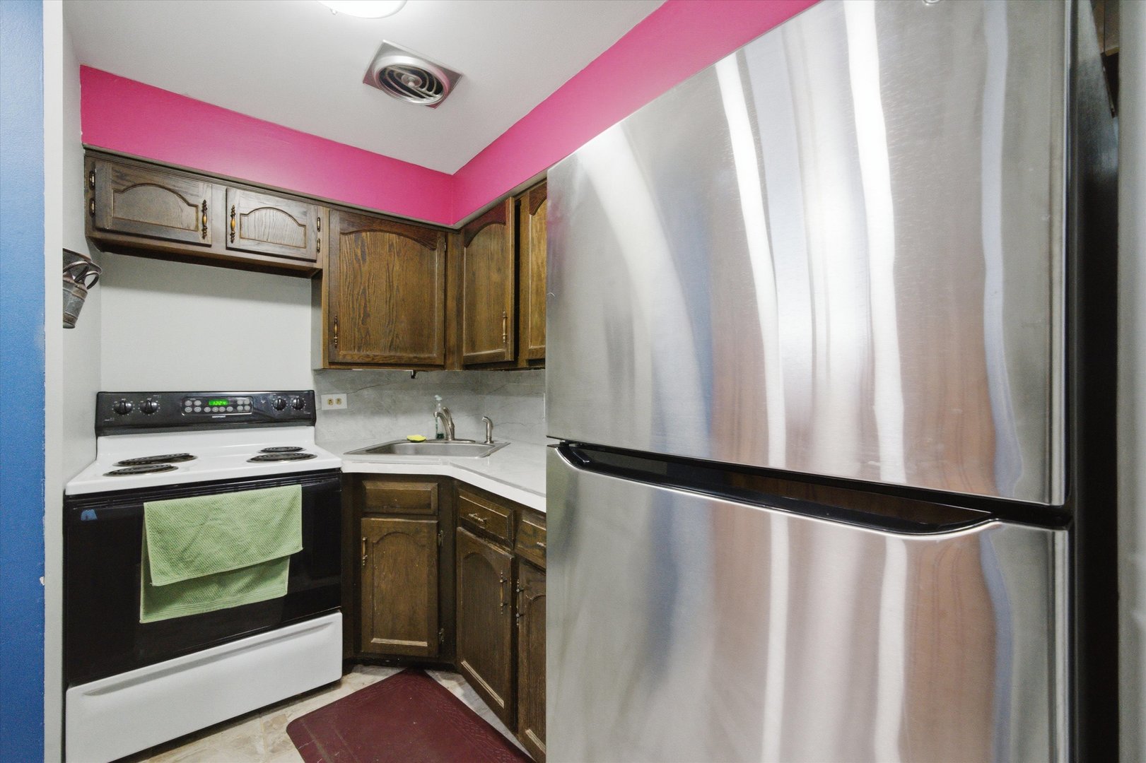 7830 W North Avenue 710 Property Photo 11