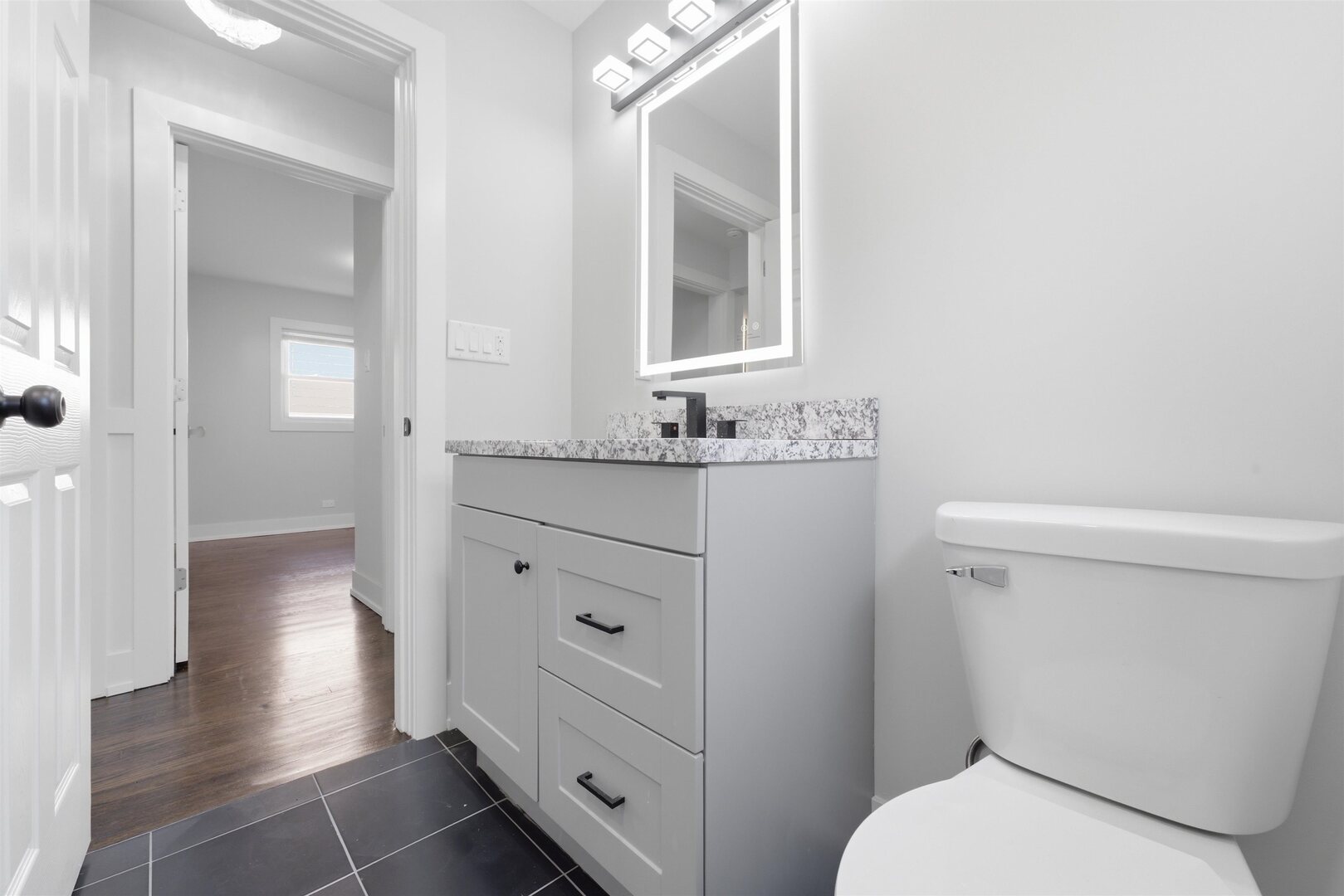 657 E 100th Place Property Photo 11