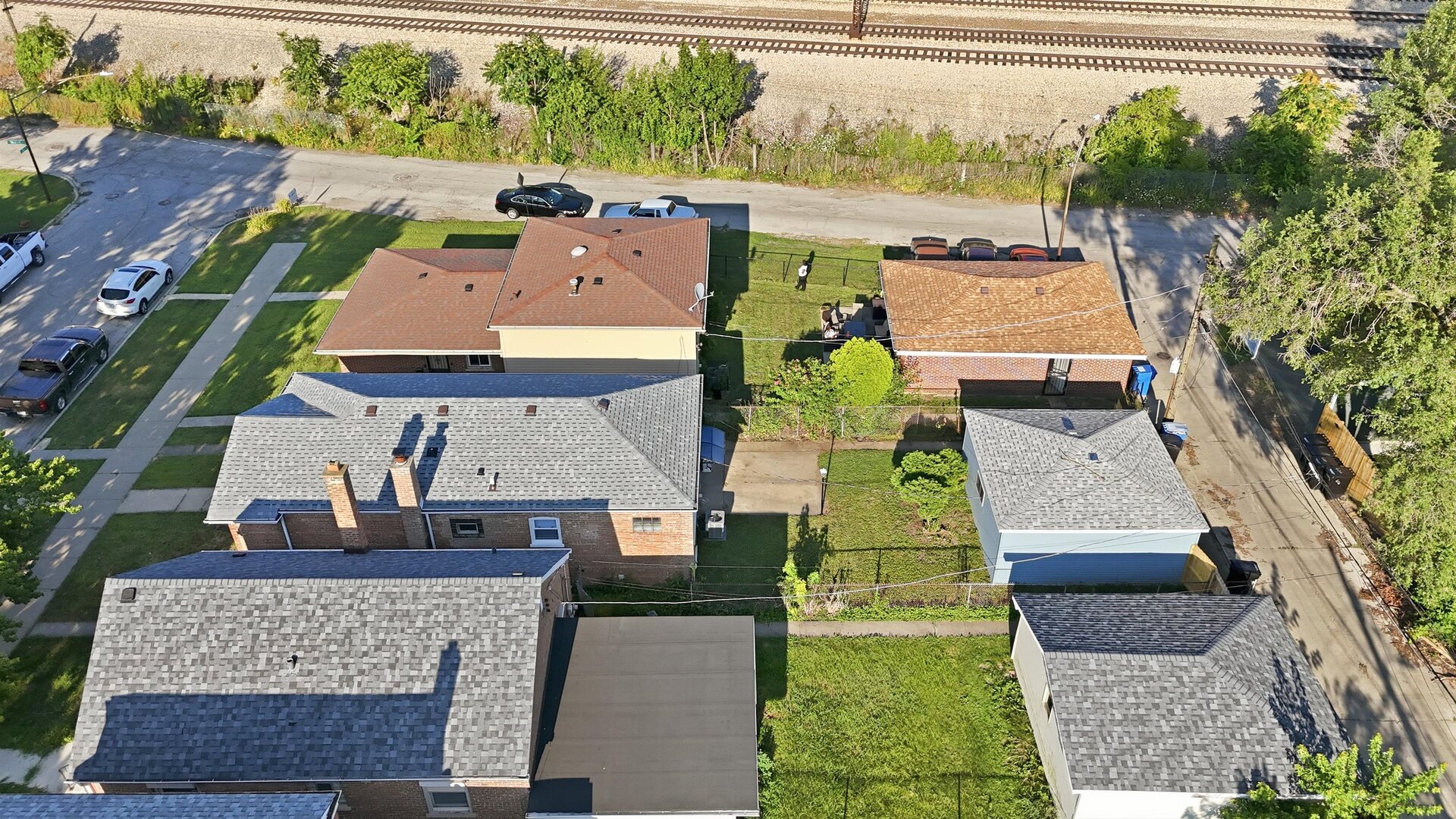 657 E 100th Place Property Photo 32