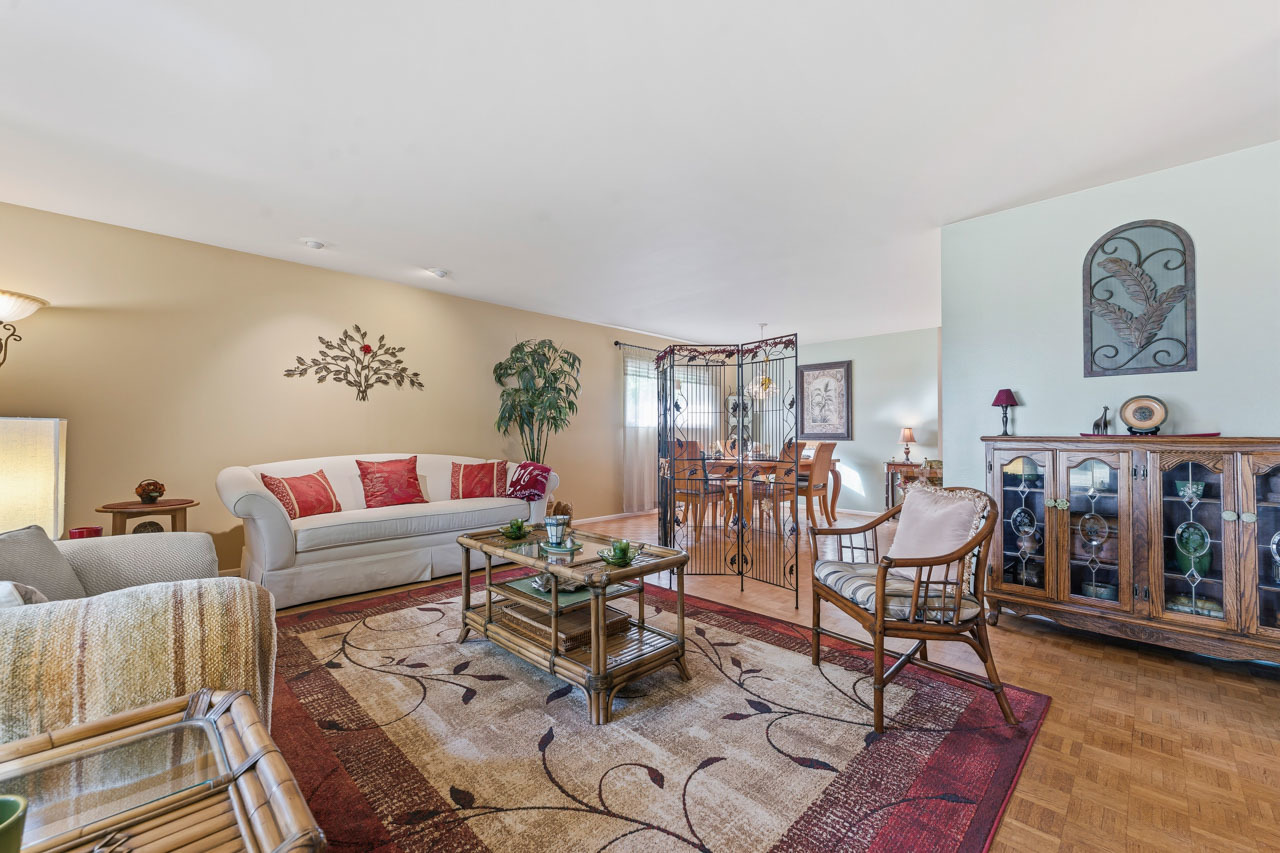 3310 Plum Grove Drive Property Photo 9