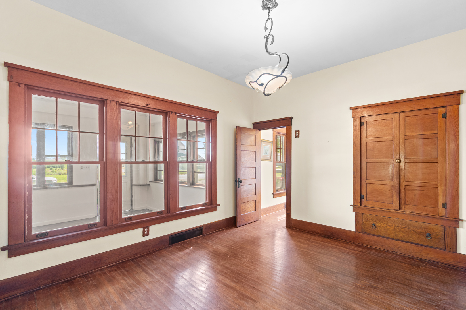 1353 Steward Road Property Photo 7