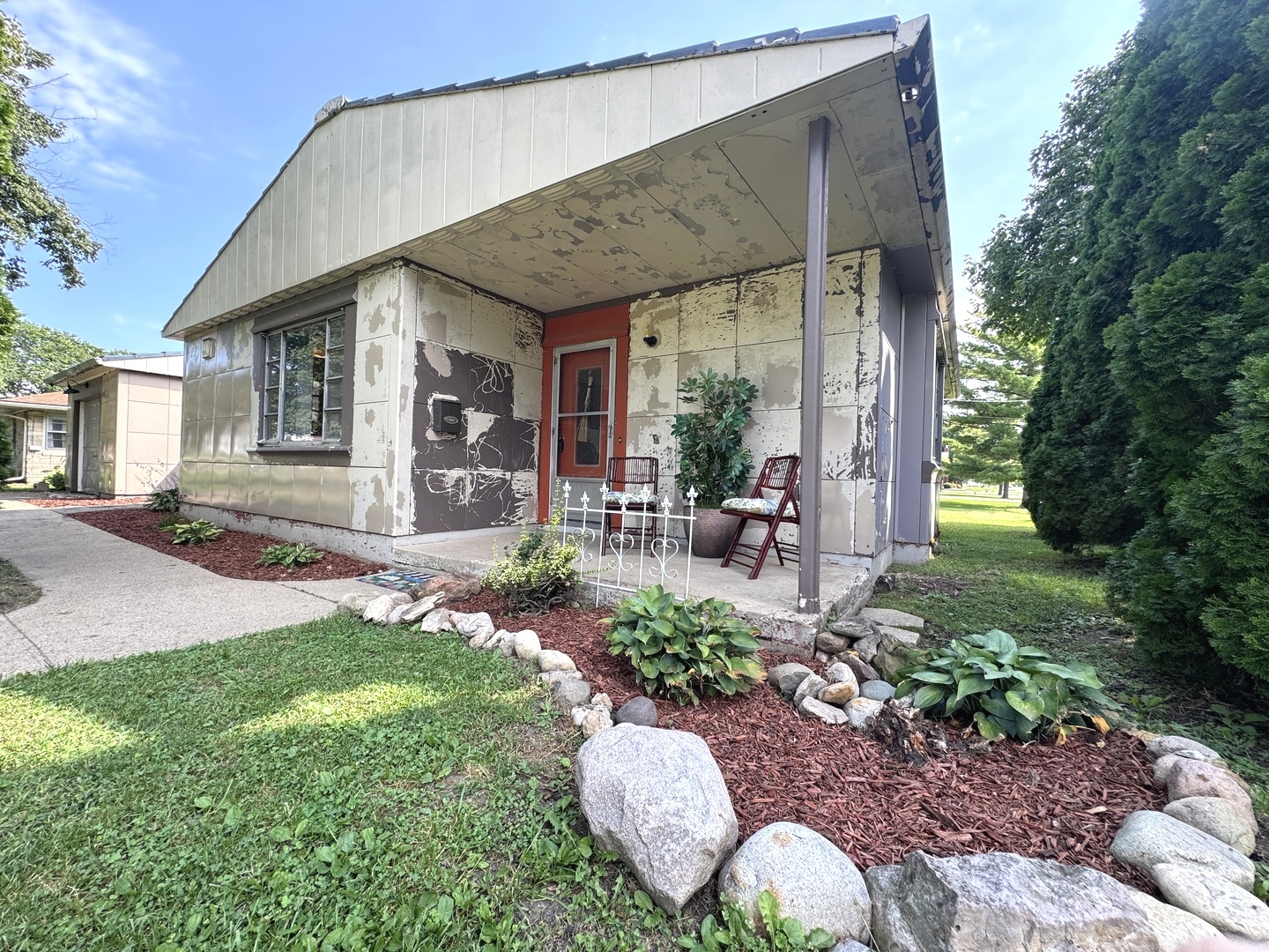 1029 S 5th Street Property Photo 3