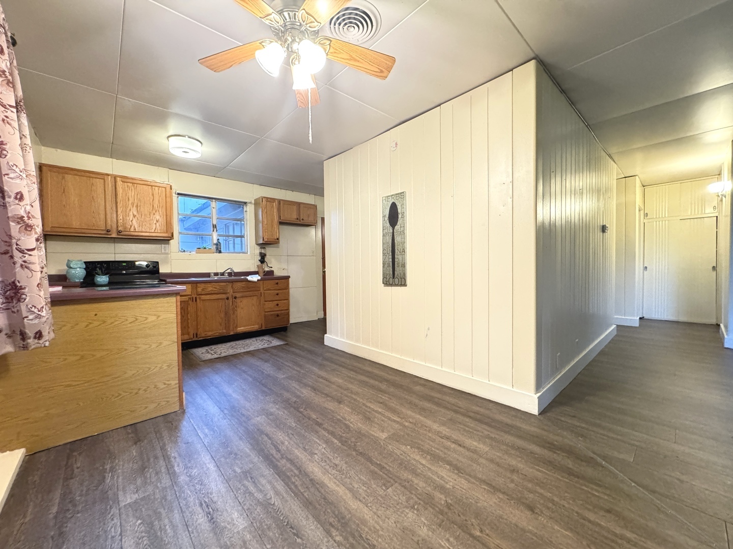 1029 S 5th Street Property Photo 10
