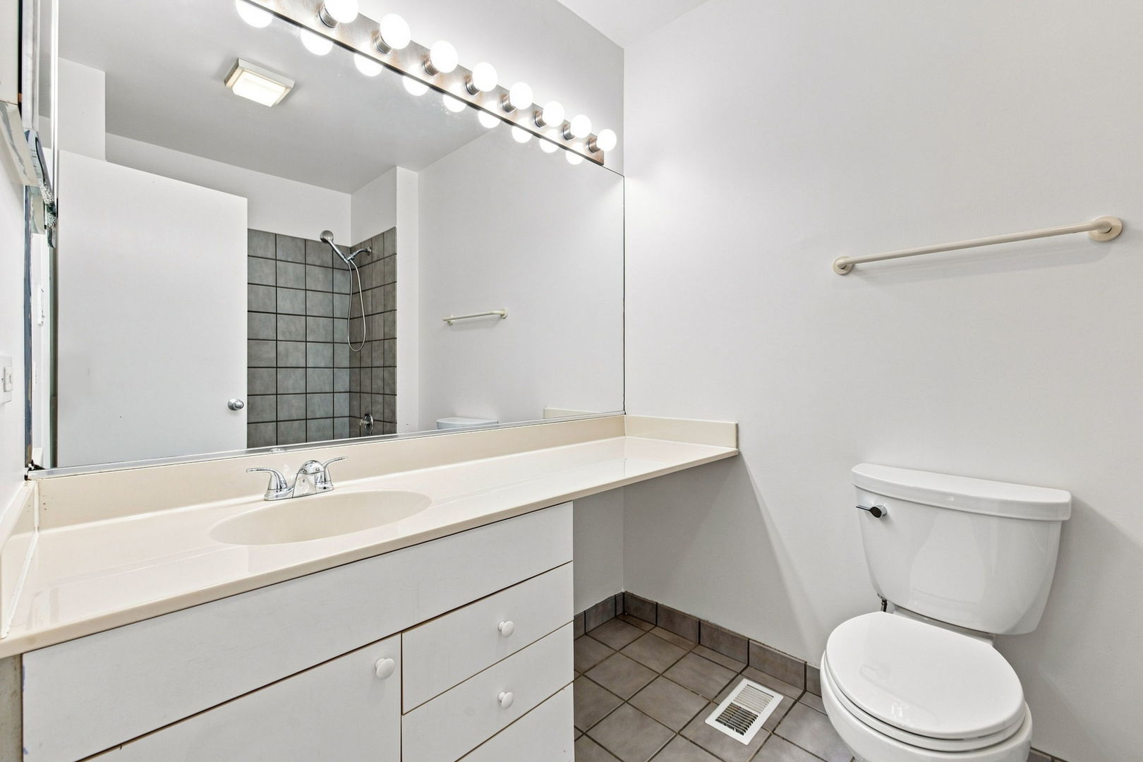 1730 W Terra Cotta Place A Property Photo 12