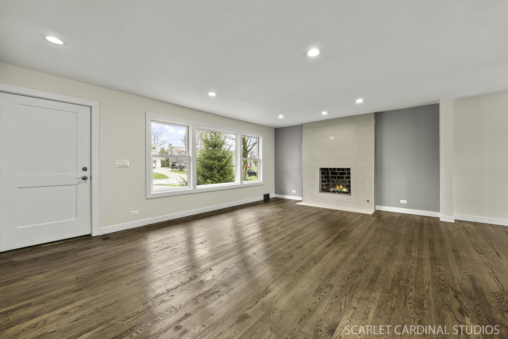 1526 E Forest Avenue Property Photo 6