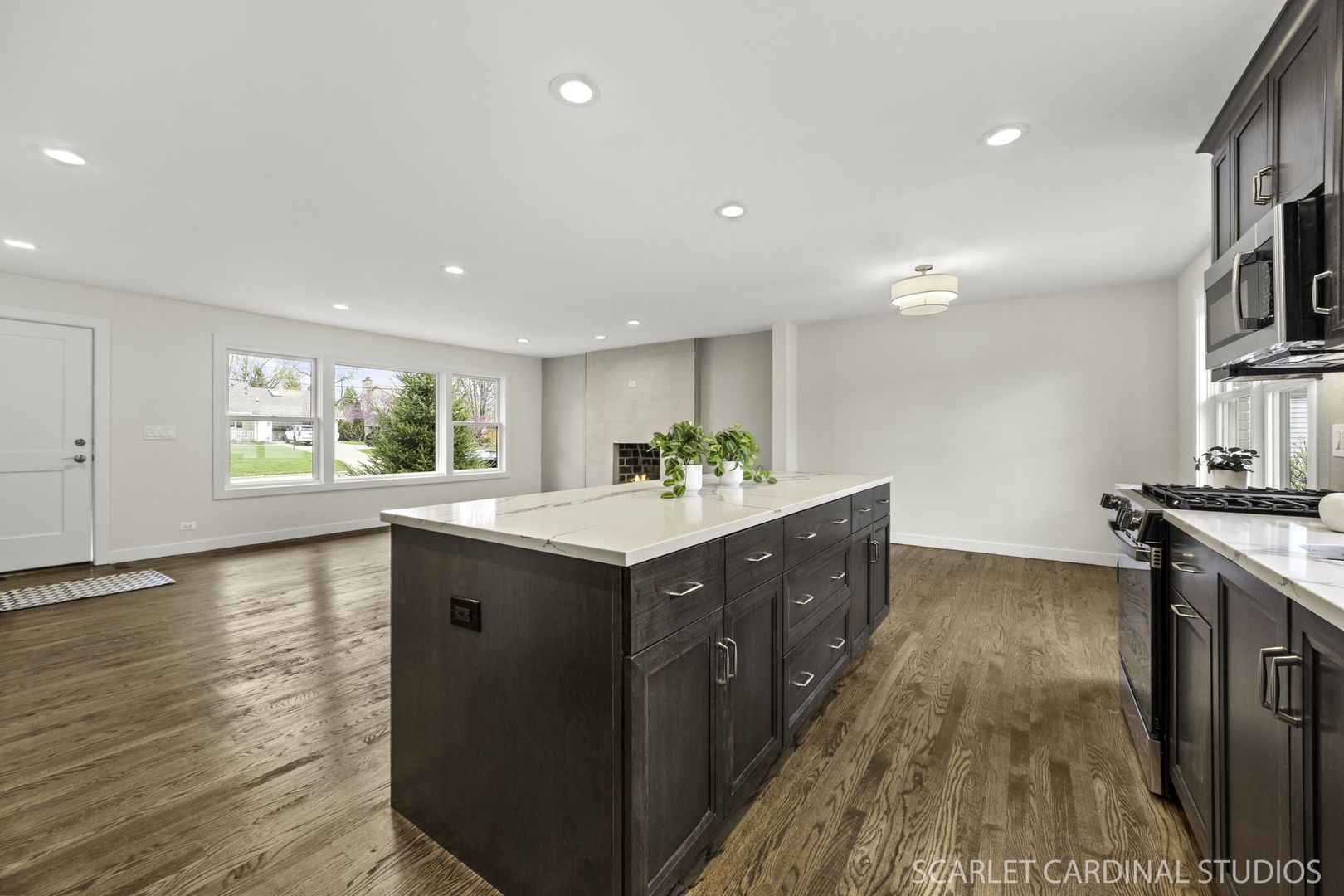 1526 E Forest Avenue Property Photo 11