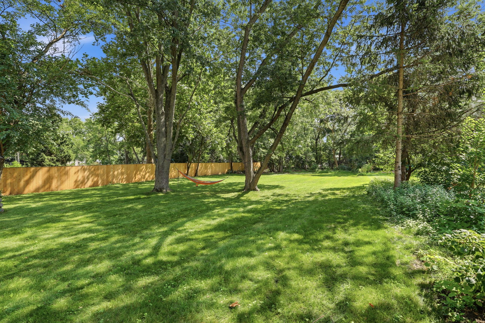 1526 E Forest Avenue Property Photo 21
