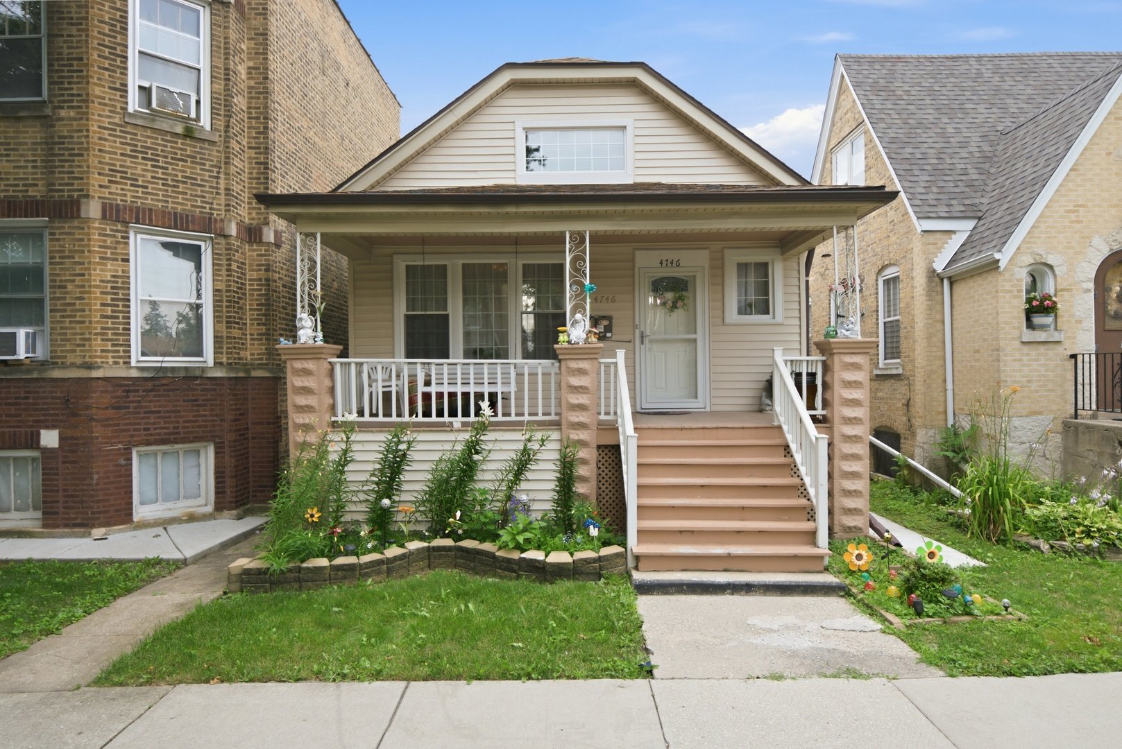 4746 N Karlov Avenue Property Photo 1