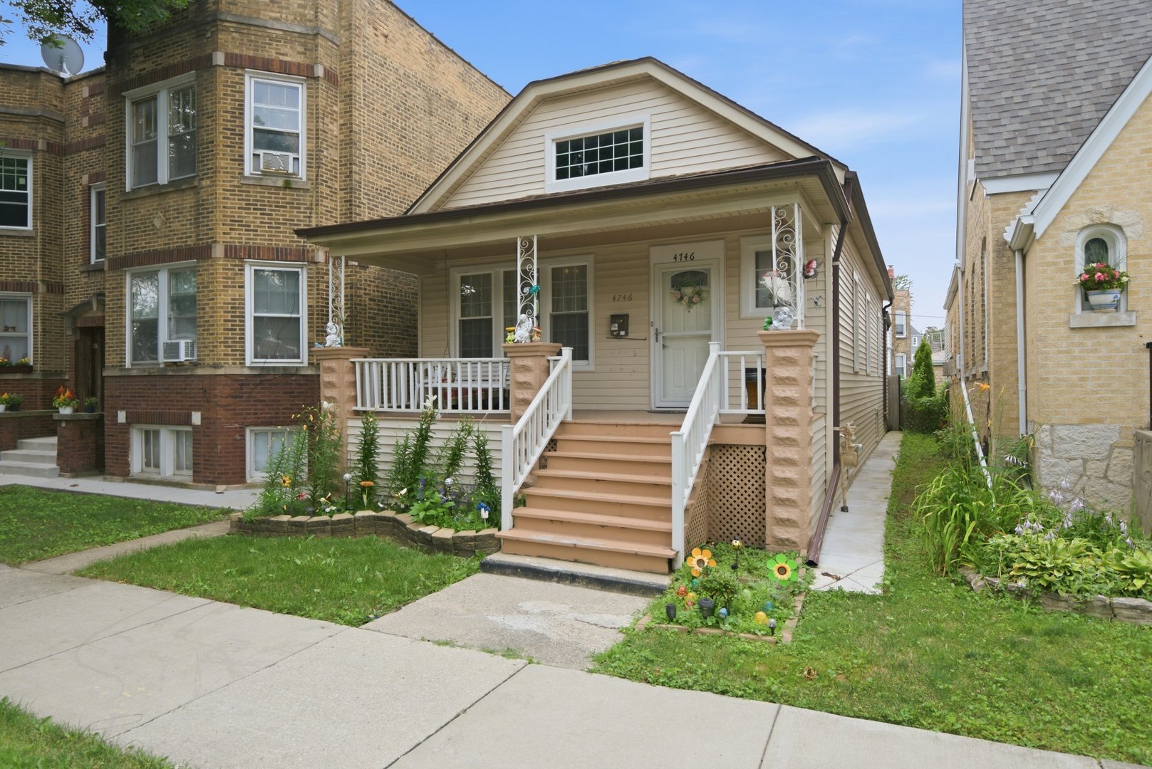 4746 N Karlov Avenue Property Photo 4