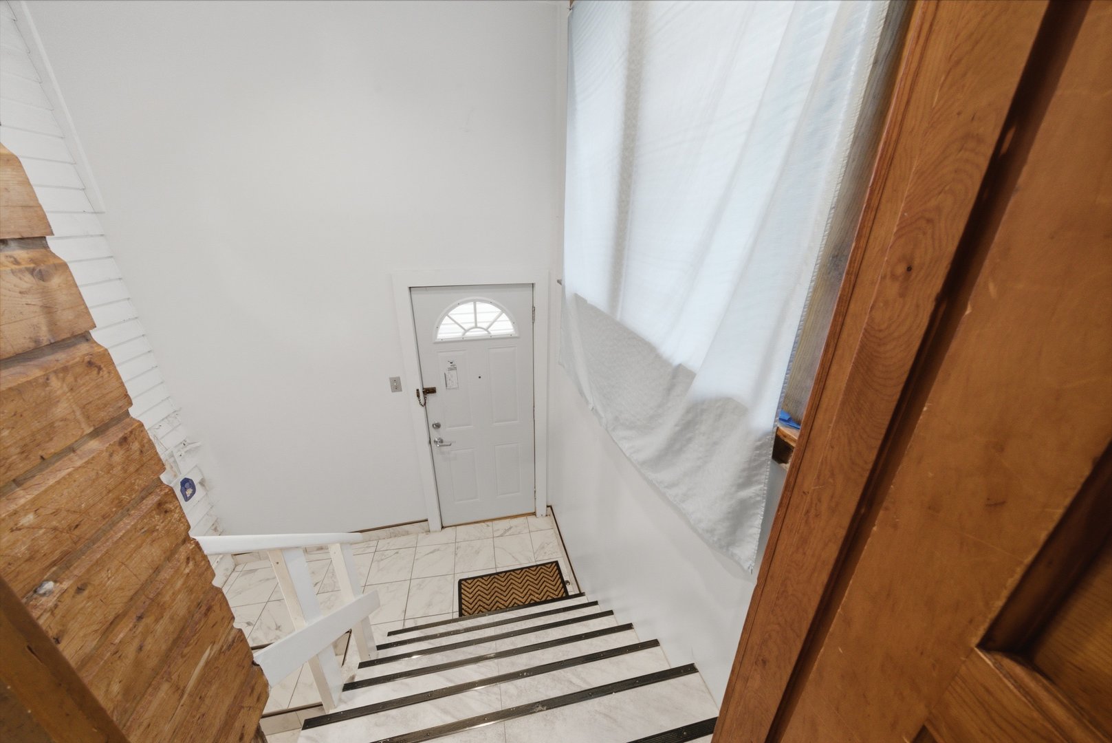 4746 N Karlov Avenue Property Photo 21