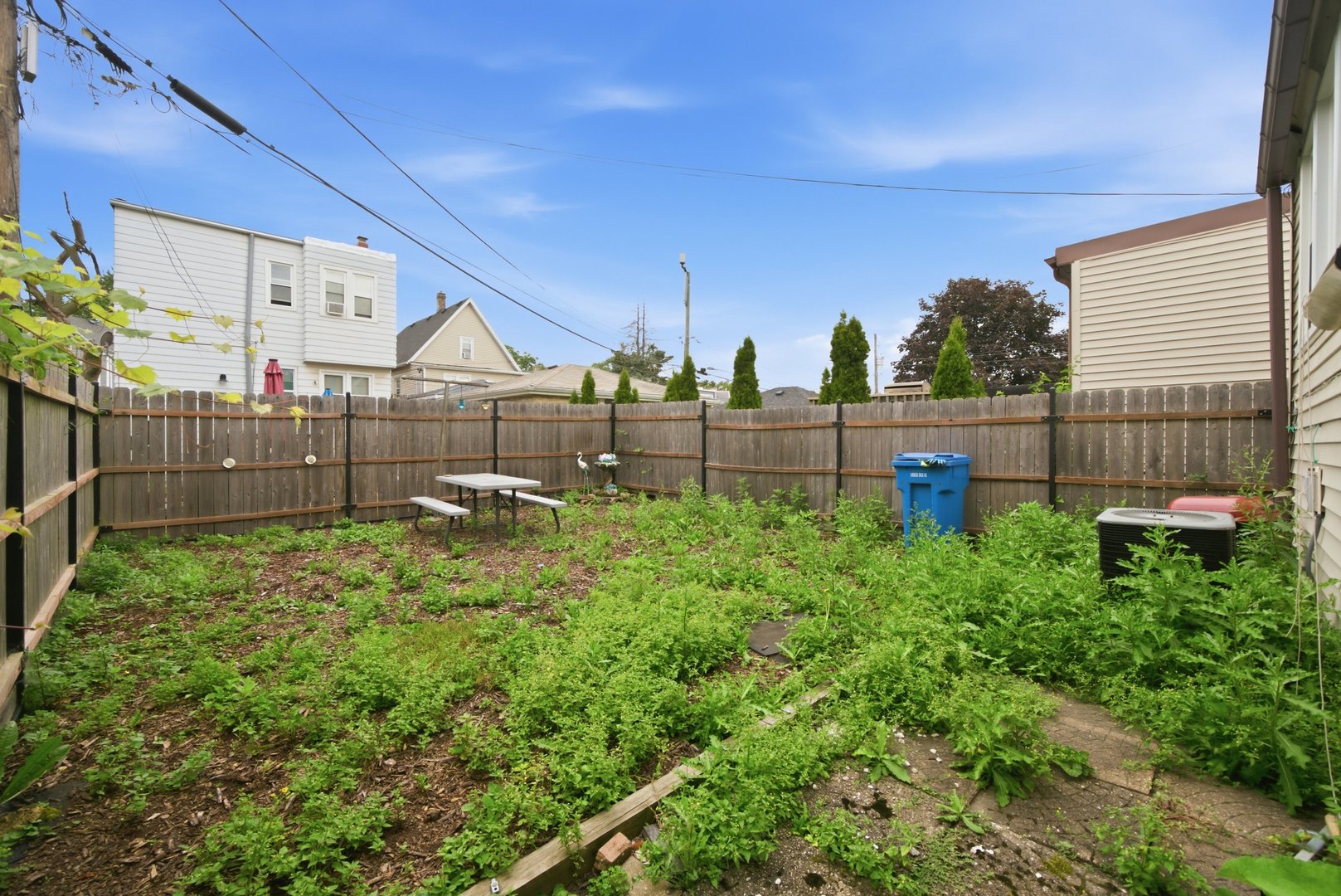 4746 N Karlov Avenue Property Photo 25
