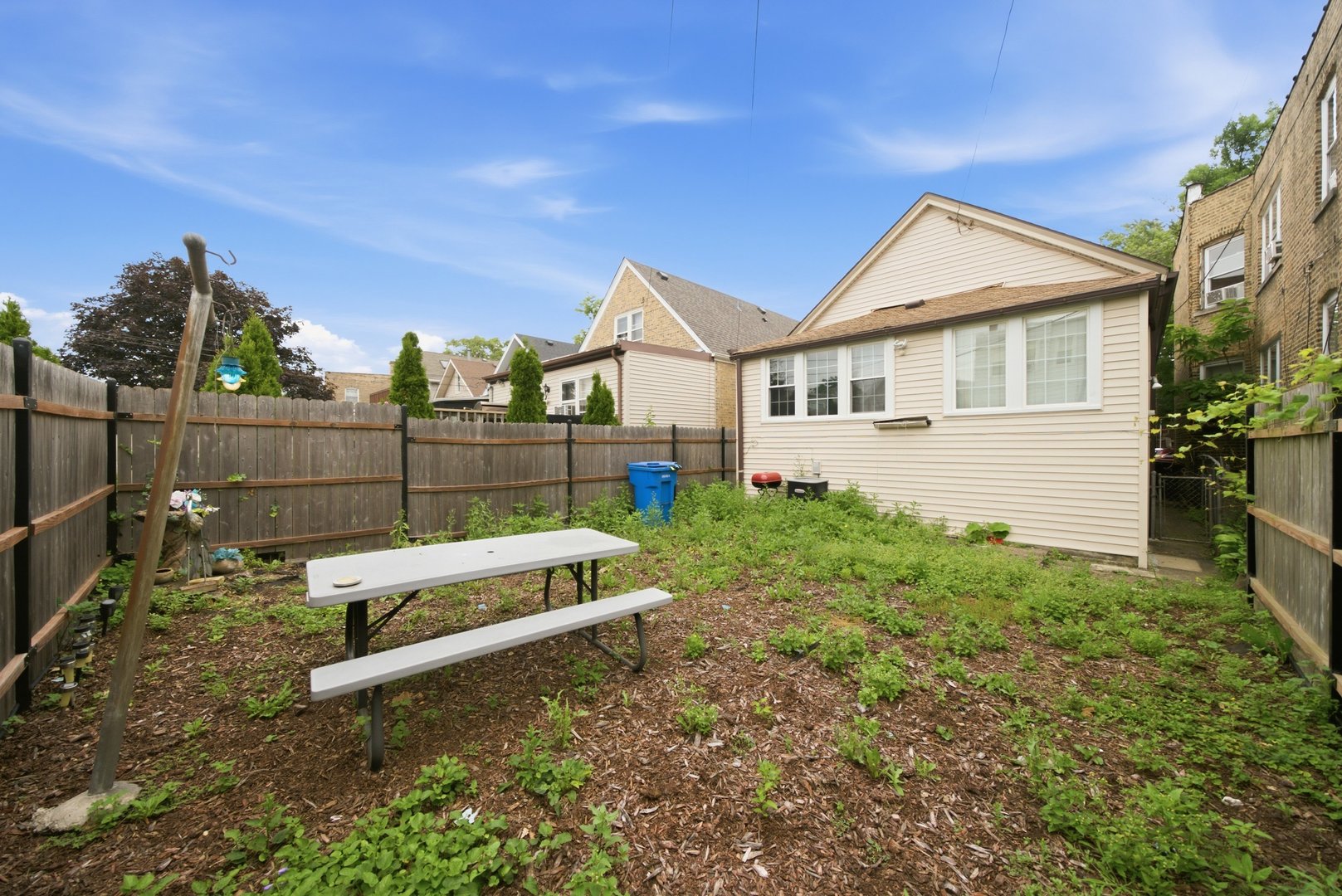 4746 N Karlov Avenue Property Photo 26