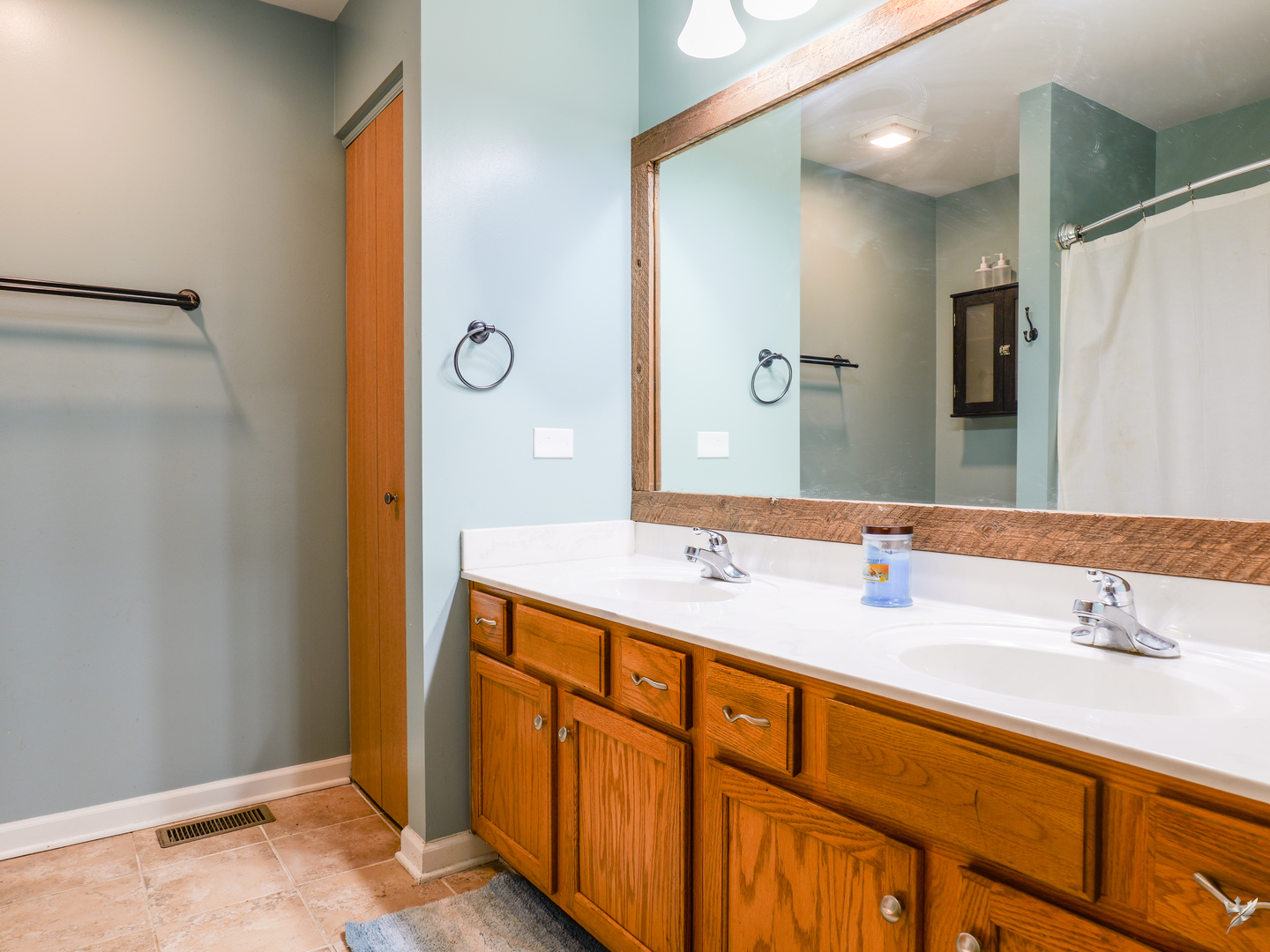 309 Wabena Court Property Photo 15