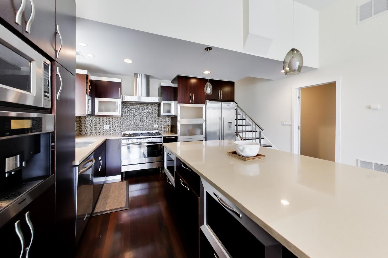3045 N Clybourn Avenue 2 Property Photo 10