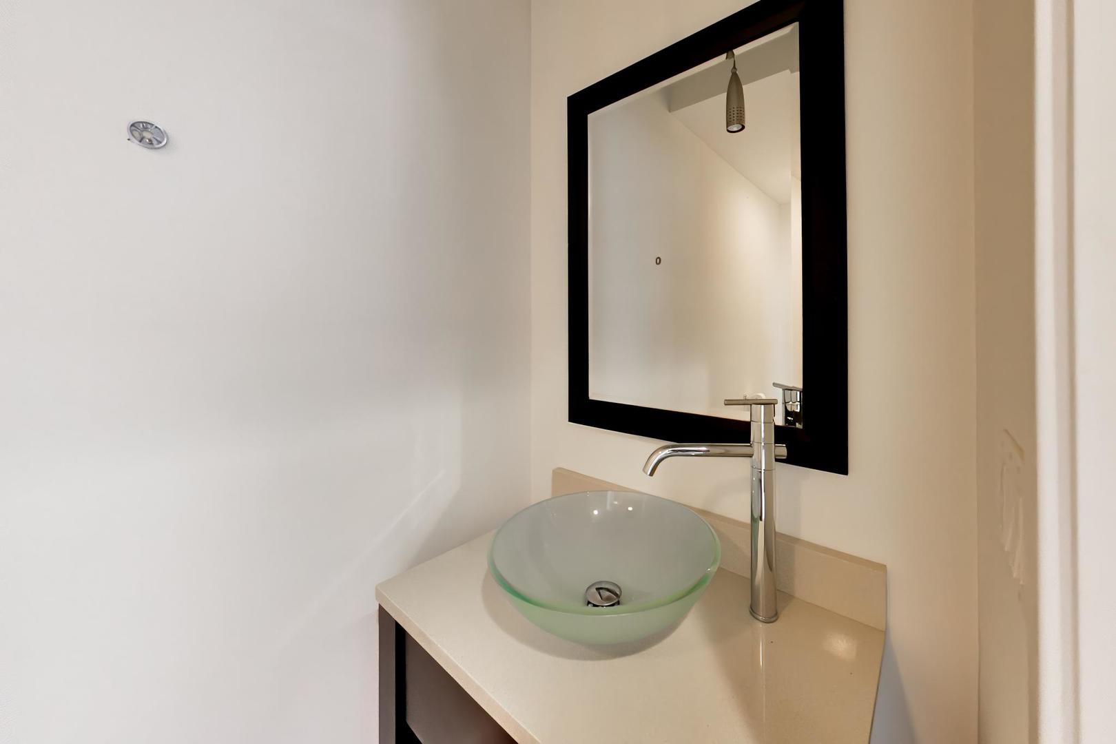 3045 N Clybourn Avenue 2 Property Photo 12