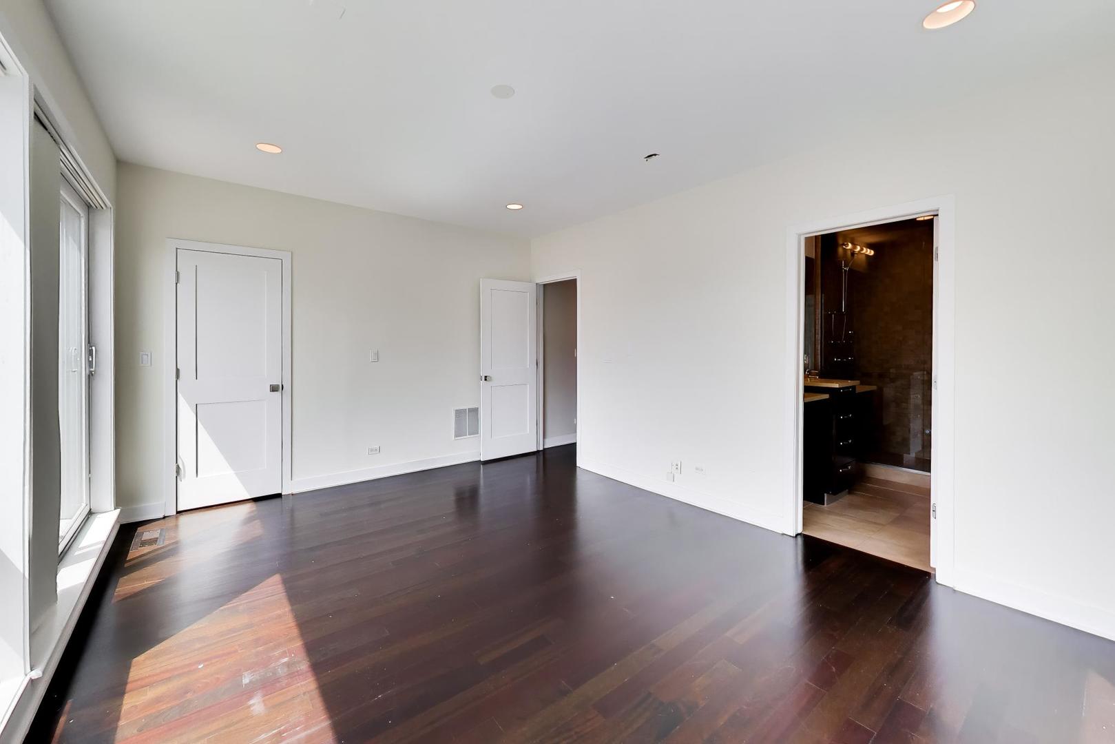 3045 N Clybourn Avenue 2 Property Photo 16