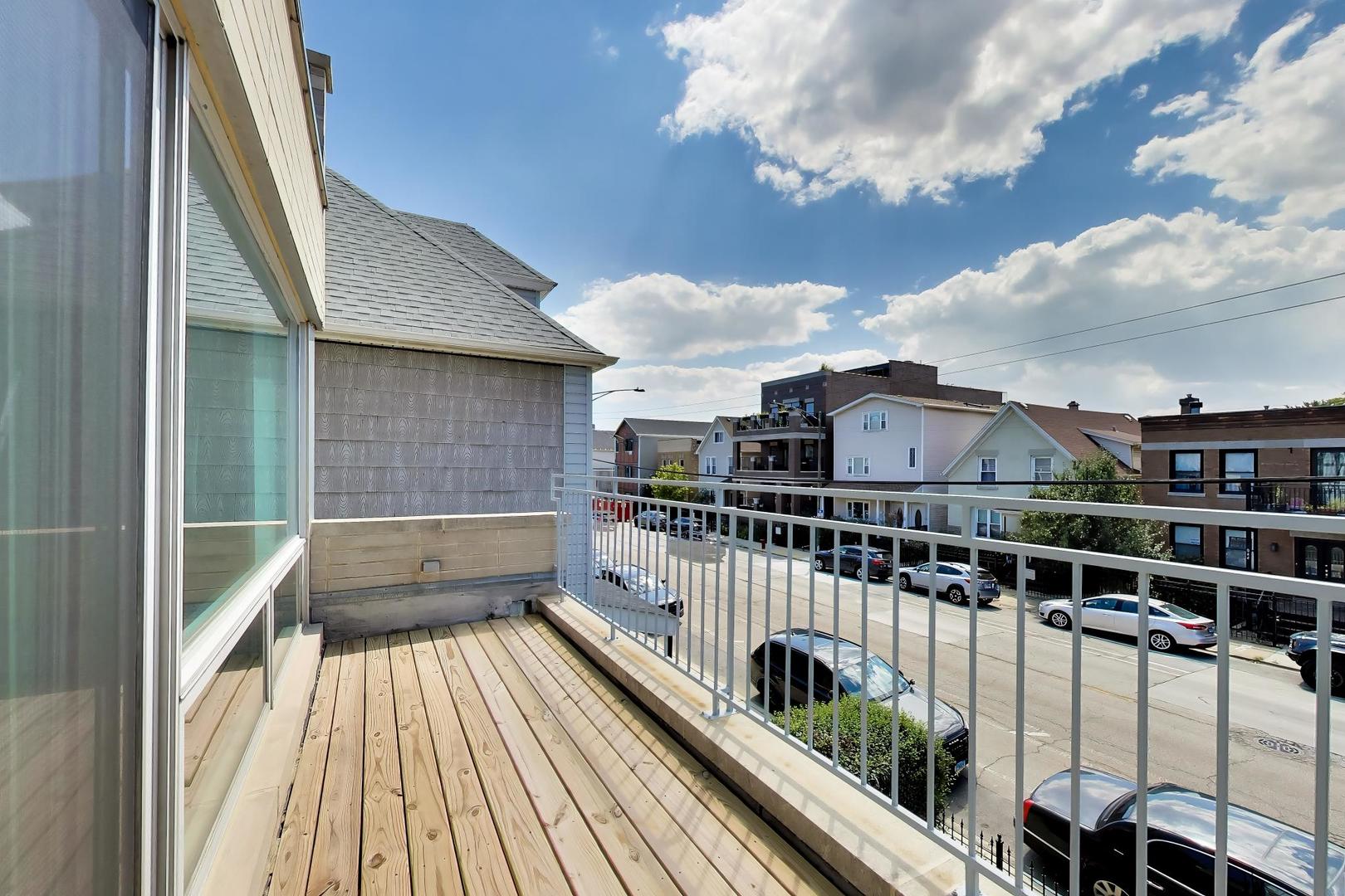 3045 N Clybourn Avenue 2 Property Photo 18