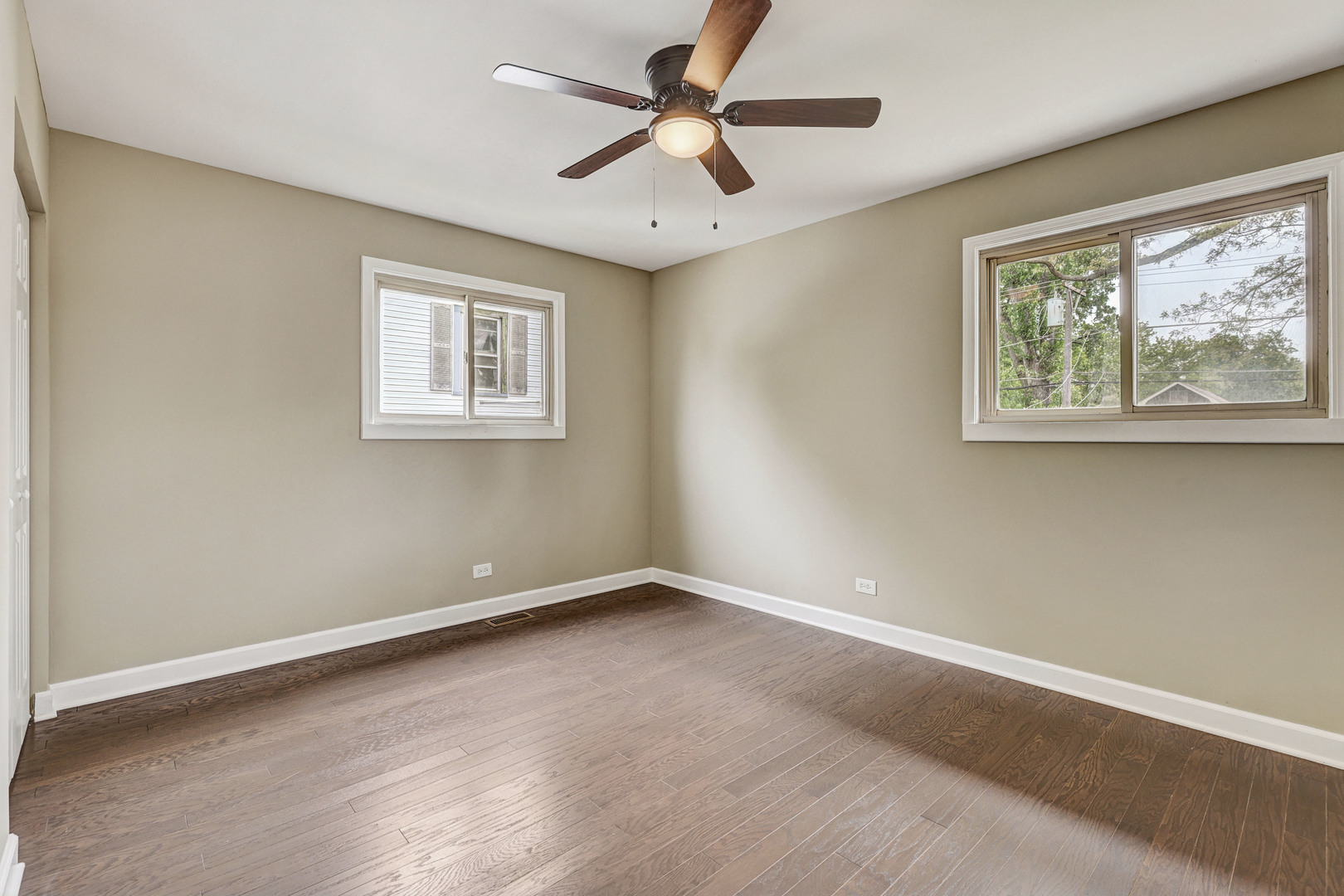 2347 S 17th Avenue Property Photo 16