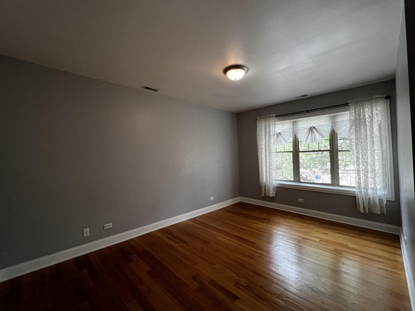 2707 W Glenlake Avenue 3 Property Photo 14