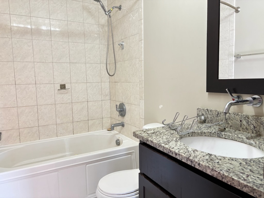 3856 S Parkway Drive 3a Property Photo 17