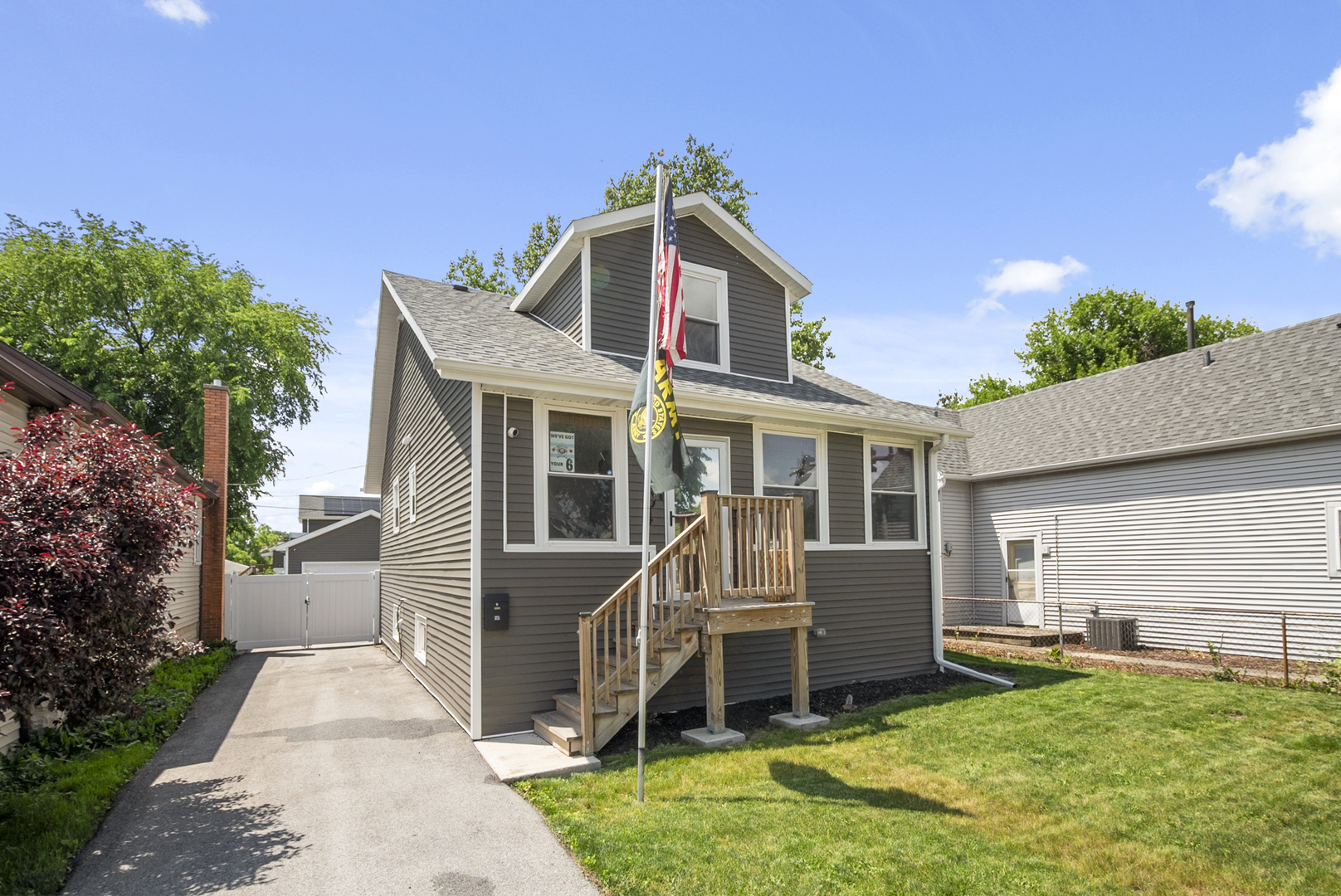 10904 S Kedzie Avenue Property Photo 1