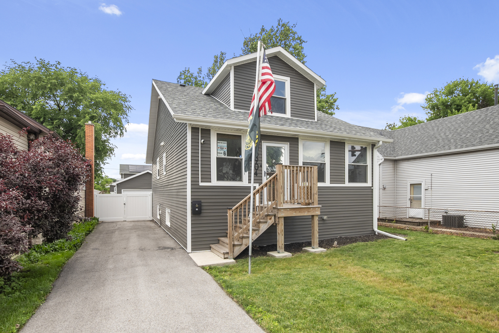 10904 S Kedzie Avenue Property Photo 2