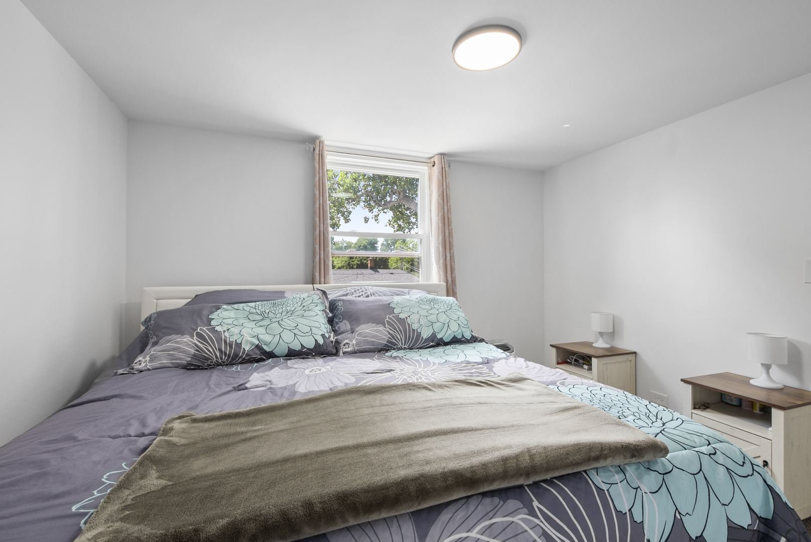 10904 S Kedzie Avenue Property Photo 16