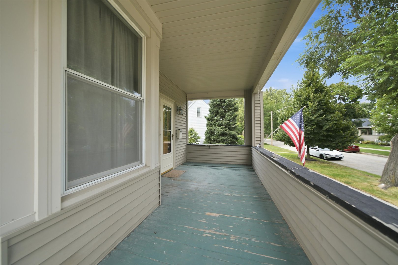 4246 Blanchan Avenue Property Photo 3