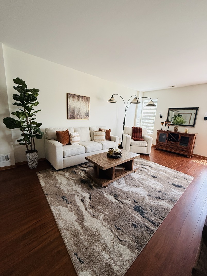 25061 Clare Circle Property Photo 3