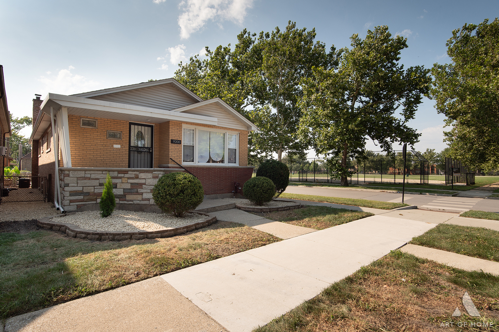 9200 S Racine Street Property Photo 4