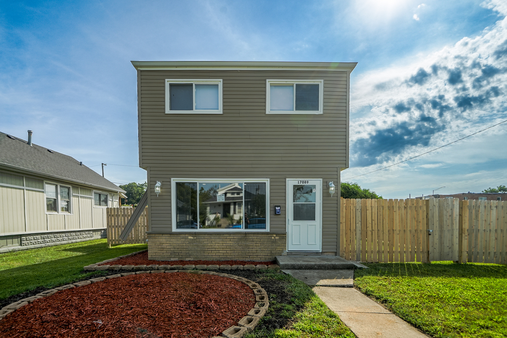 17089 Crane Avenue Property Photo 1
