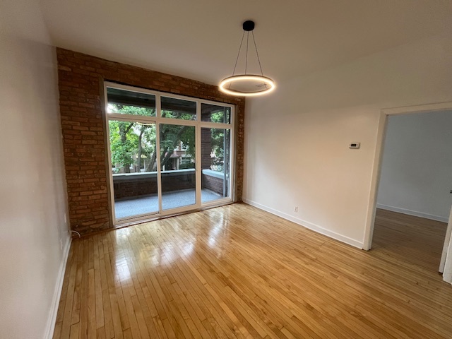 820 N Leavitt Street 2 Property Photo 7