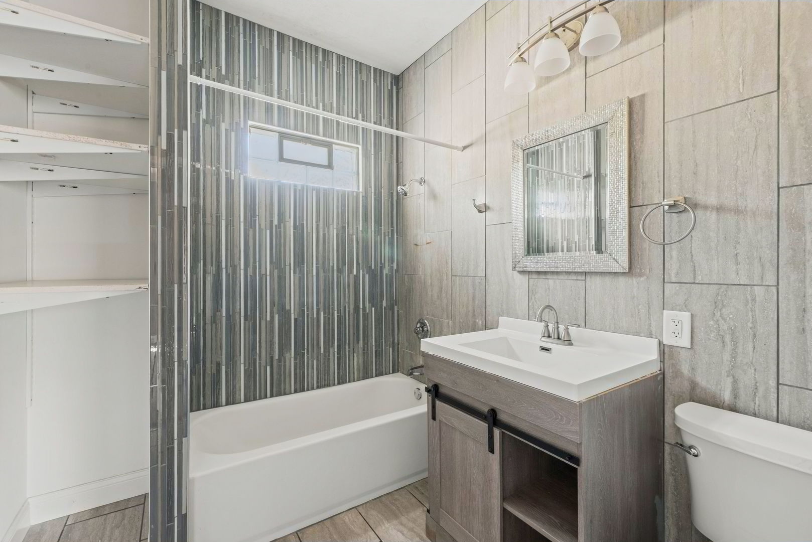 107 E Prairie Street Property Photo 12