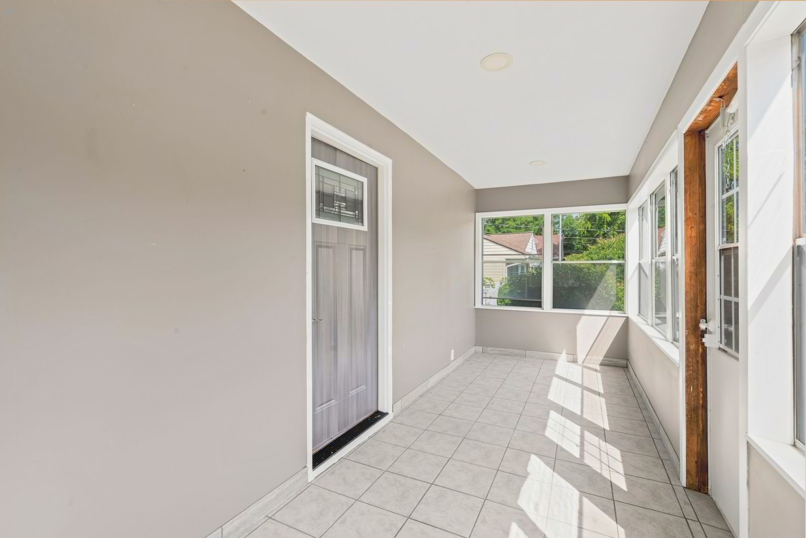 107 E Prairie Street Property Photo 16