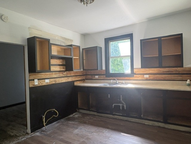 8028 S Normal Avenue Property Photo 2