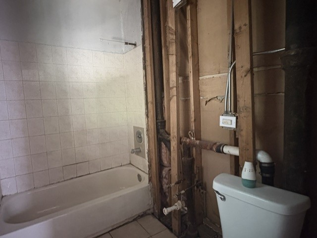 8028 S Normal Avenue Property Photo 4