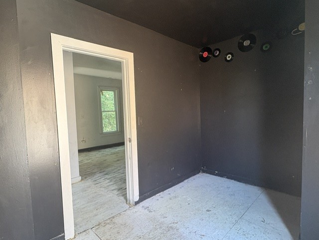 8028 S Normal Avenue Property Photo 13