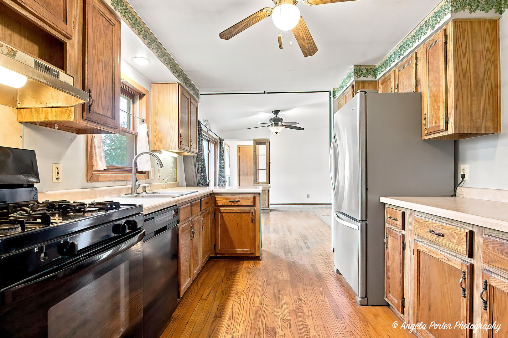 1815 Grandview Drive Property Photo 13