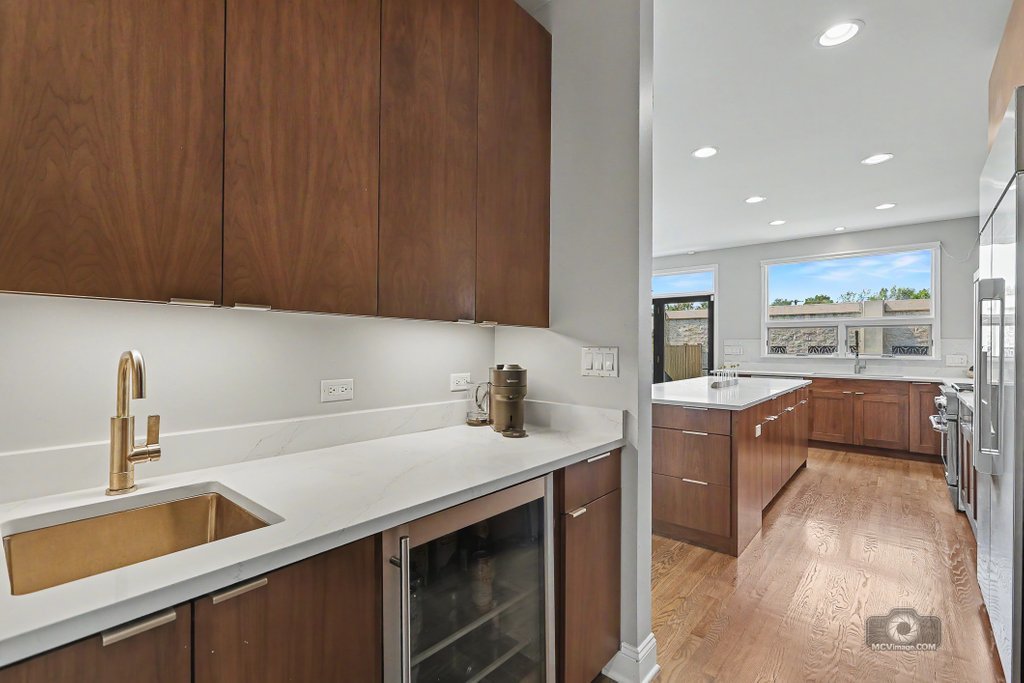 3216 S Stewart Avenue Property Photo 11