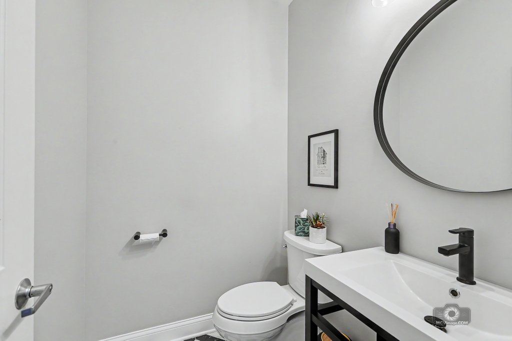 3216 S Stewart Avenue Property Photo 19