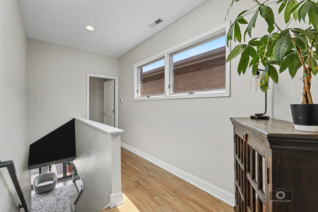 3216 S Stewart Avenue Property Photo 27