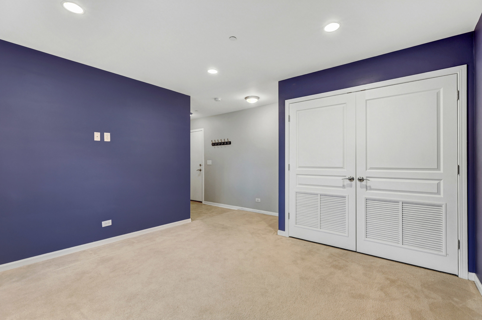 318 Laurel Avenue Property Photo 32