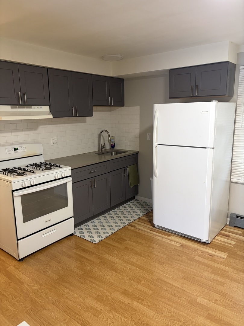 119 Cliff Street 2w Property Photo 3