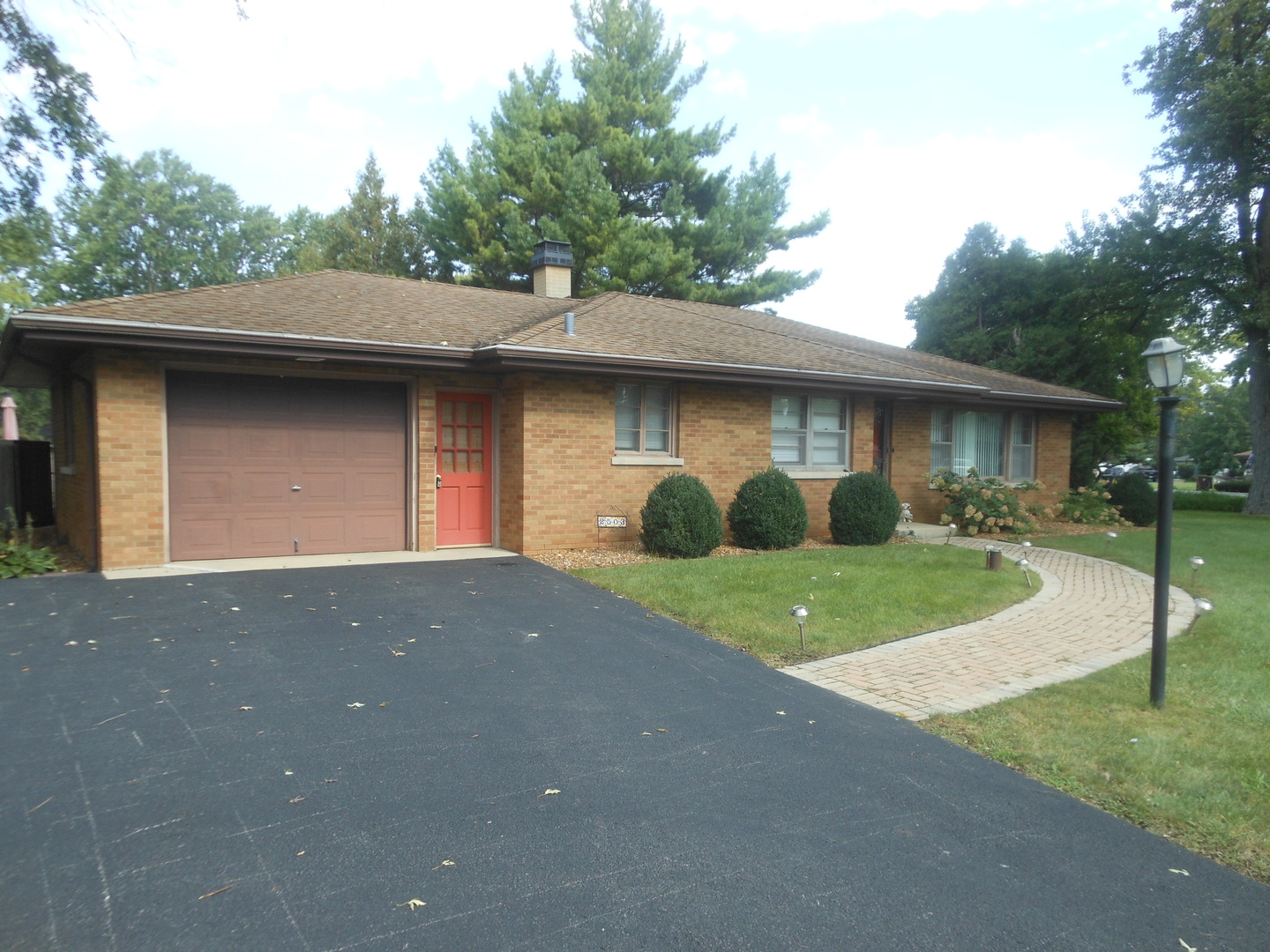 2503 Hacker Drive Property Photo 2