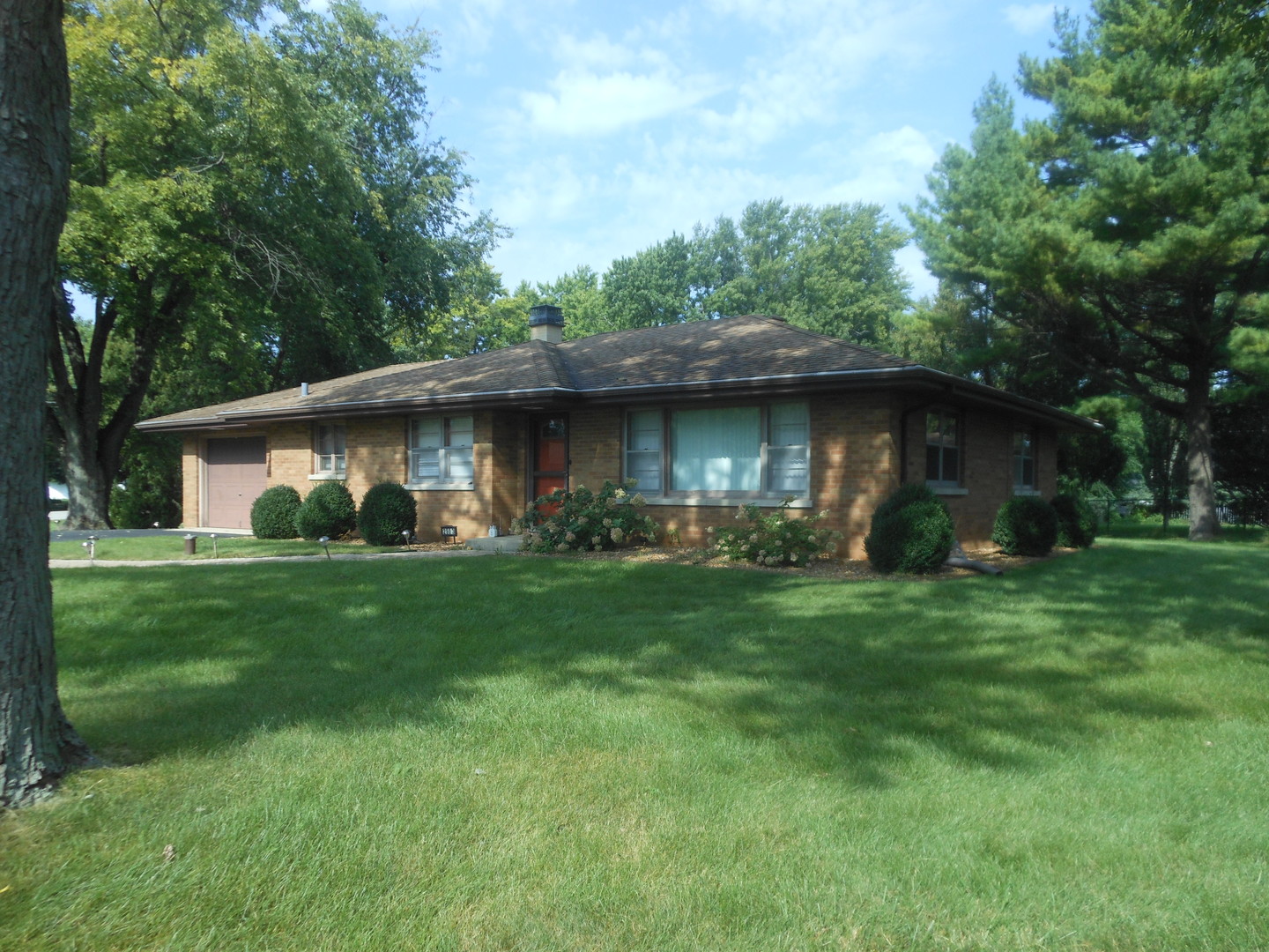 2503 Hacker Drive Property Photo 3