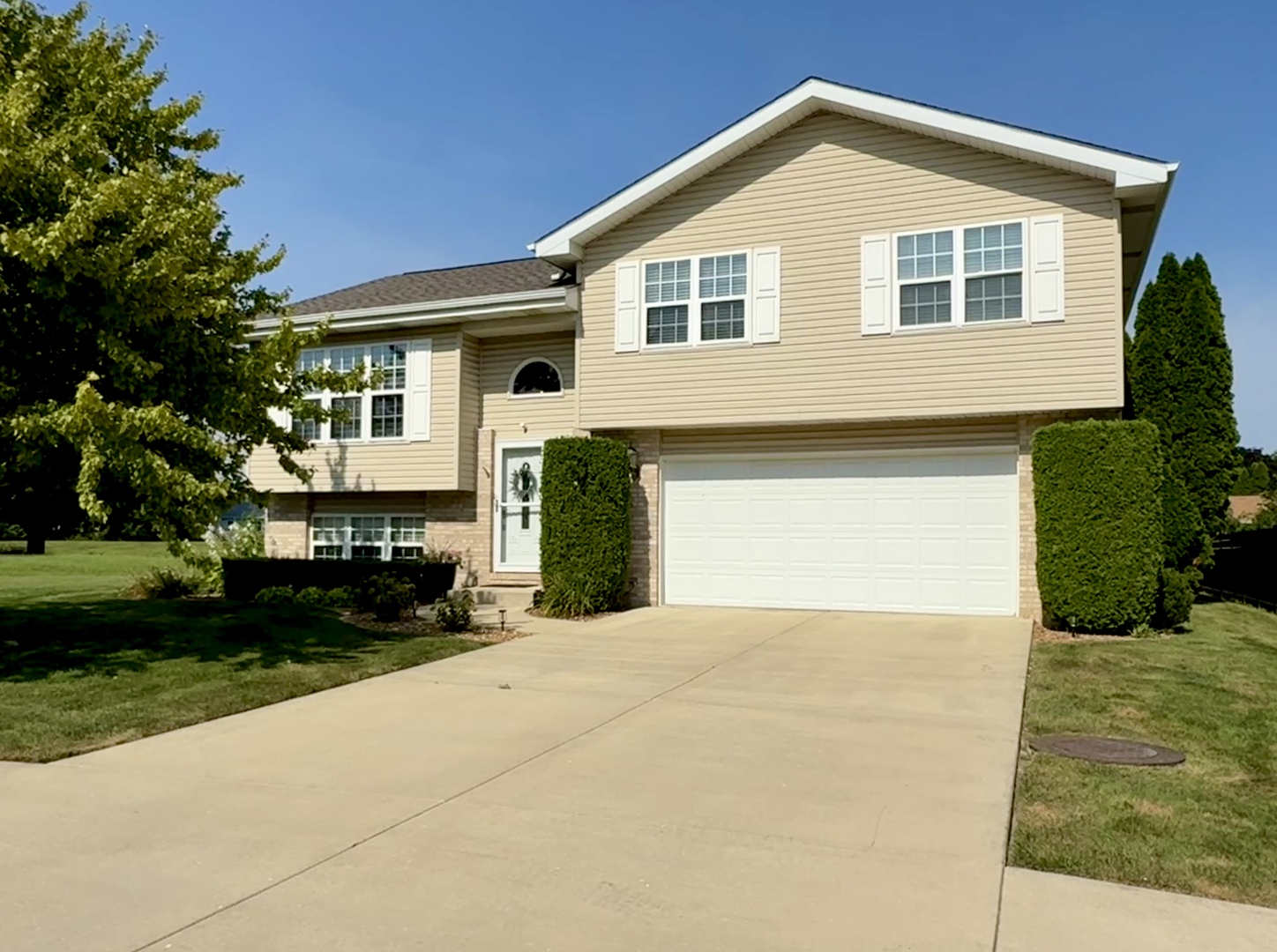 684 Cherokee Drive Property Photo 1