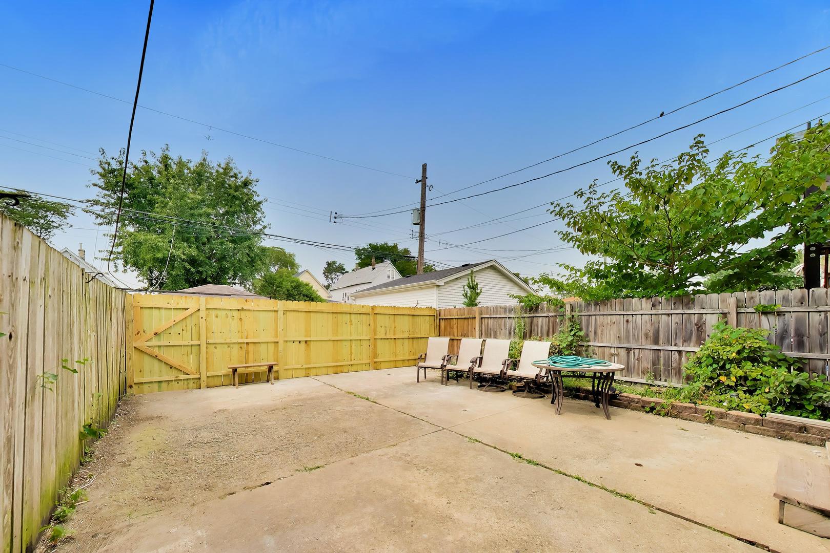 4614 N Springfield Avenue 1 Property Photo 25