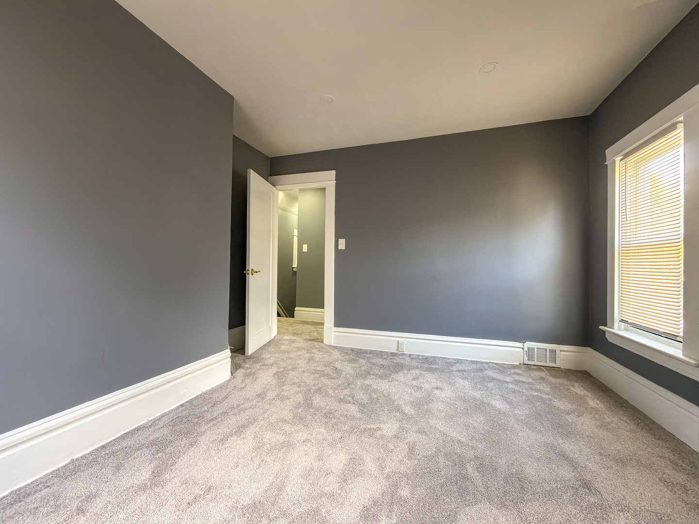1635 5th Avenue Property Photo 30